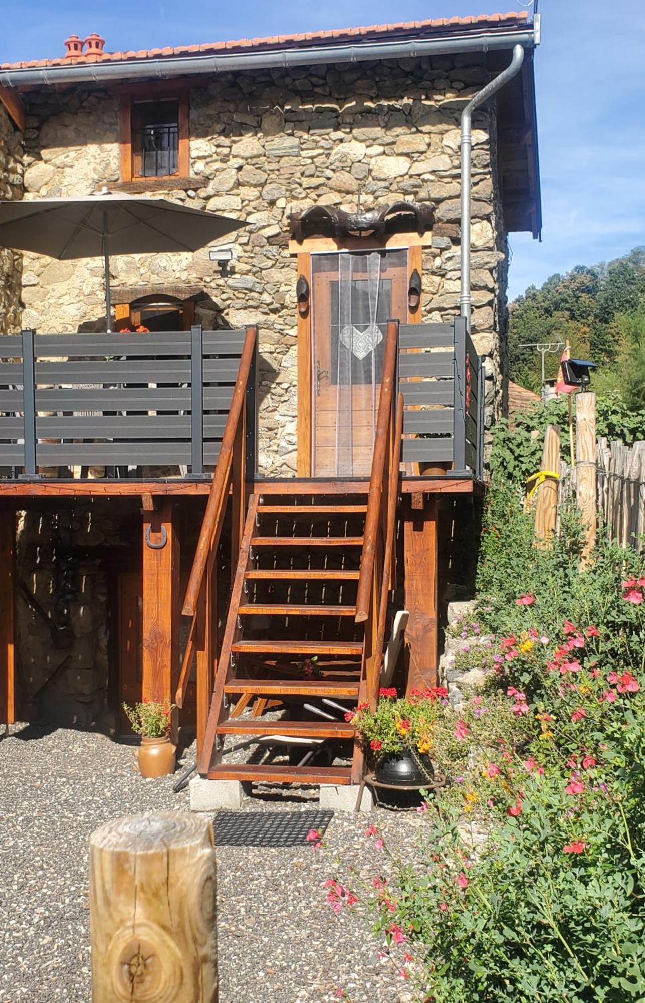 Gite La Grangette De Pauline Mercus-Garrabet Luaran gambar